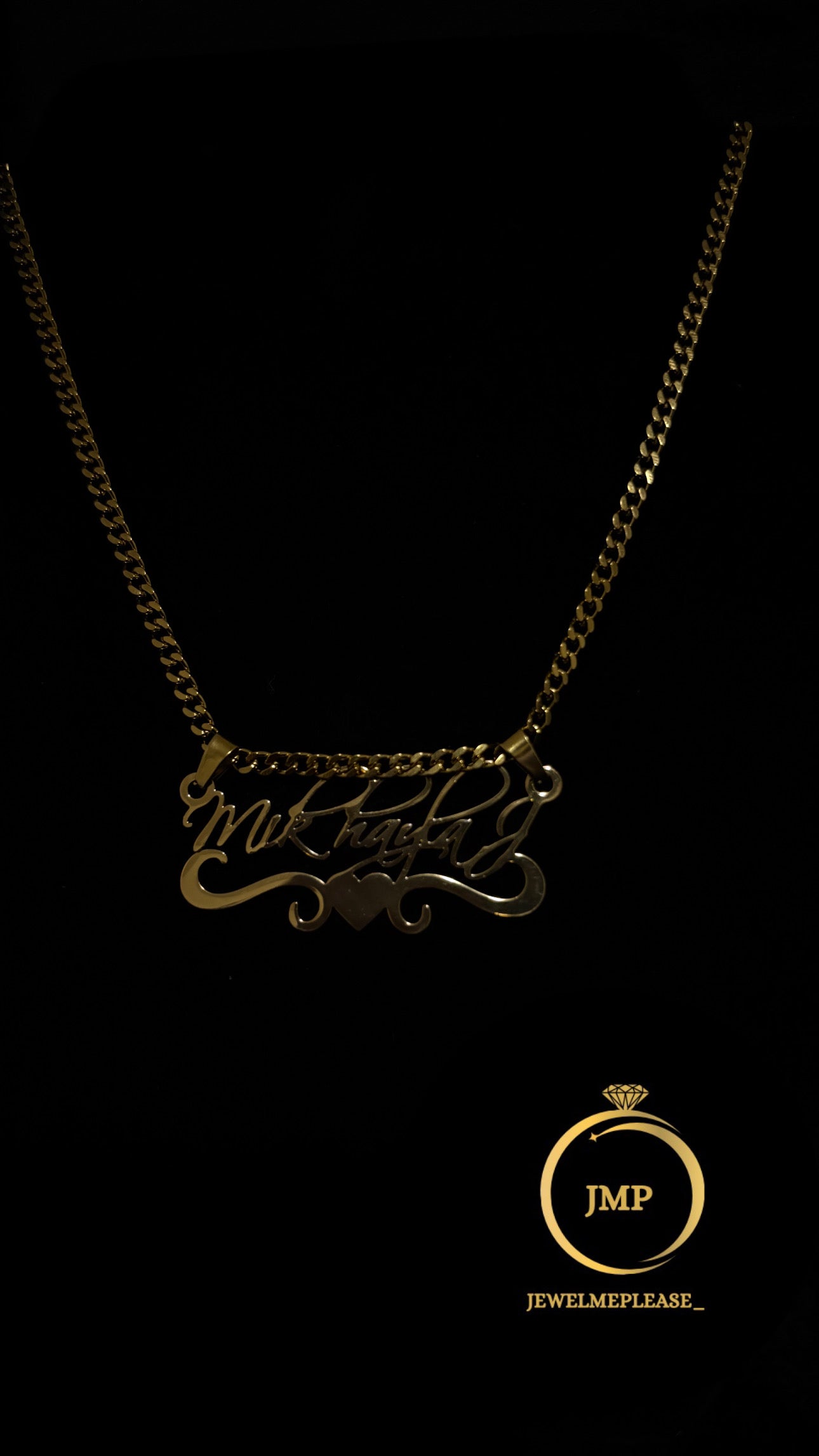 The Luxe HeartScript Custom Name Necklace