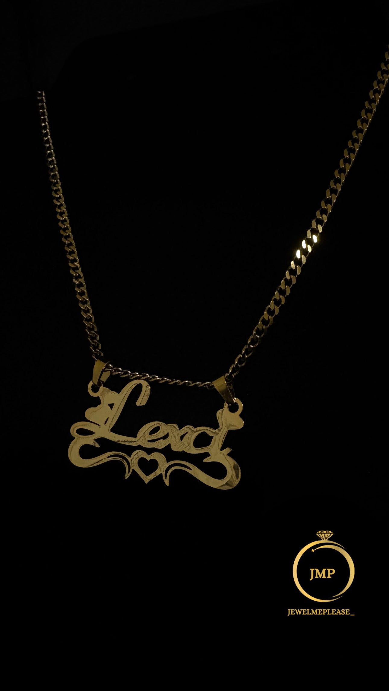 The Luxe HeartScript Custom Name Necklace